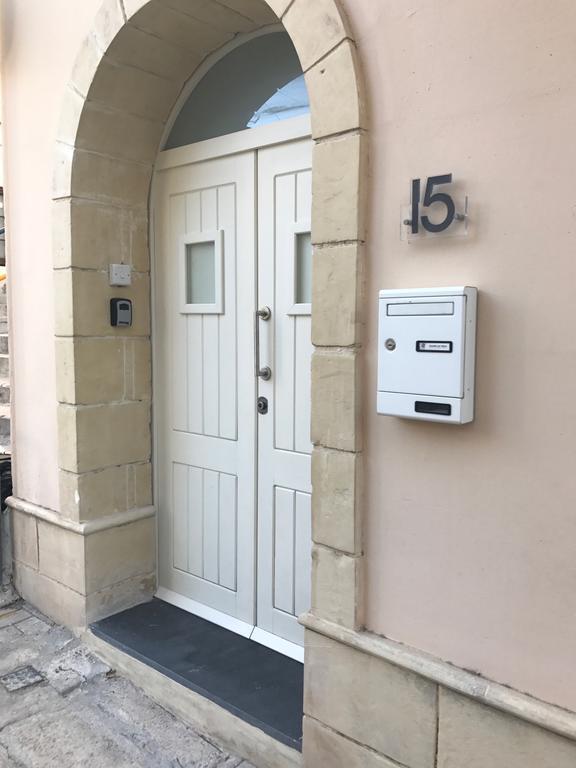 Designer Finished Maisonette With Poolメーリッハ エクステリア 写真